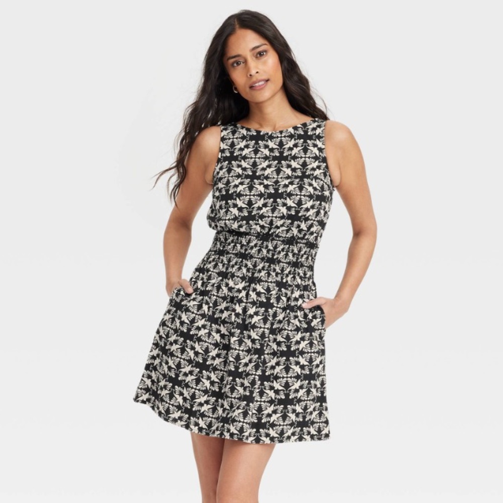Universal Thread Black & Cream Ikat Sleeveless Smocked Waist Sundress Medium - Picture 1 of 11